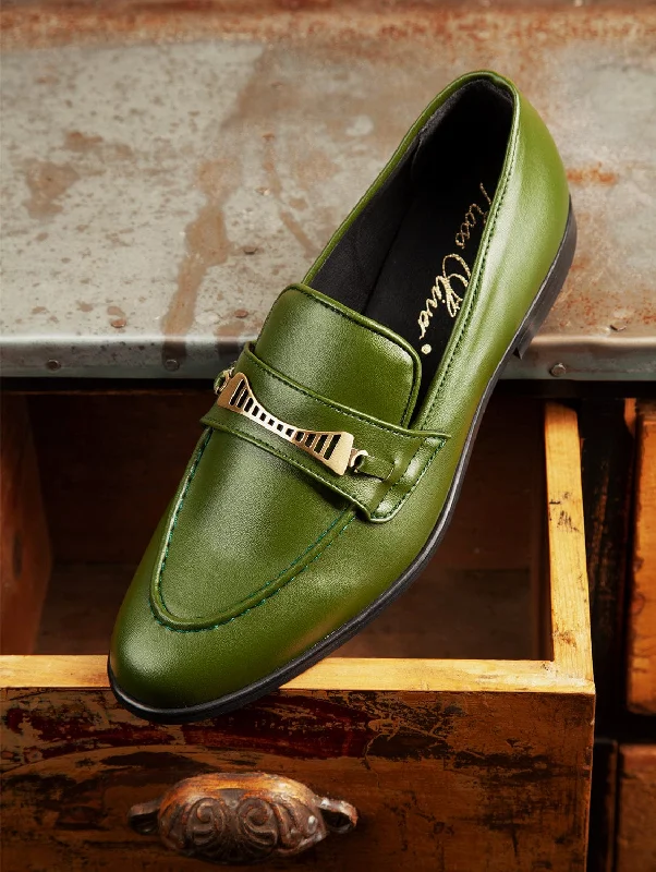 Men's loafers with a tassel front for a classic lookBridge-Bit Cactus Leather Vegan Loafer | Green