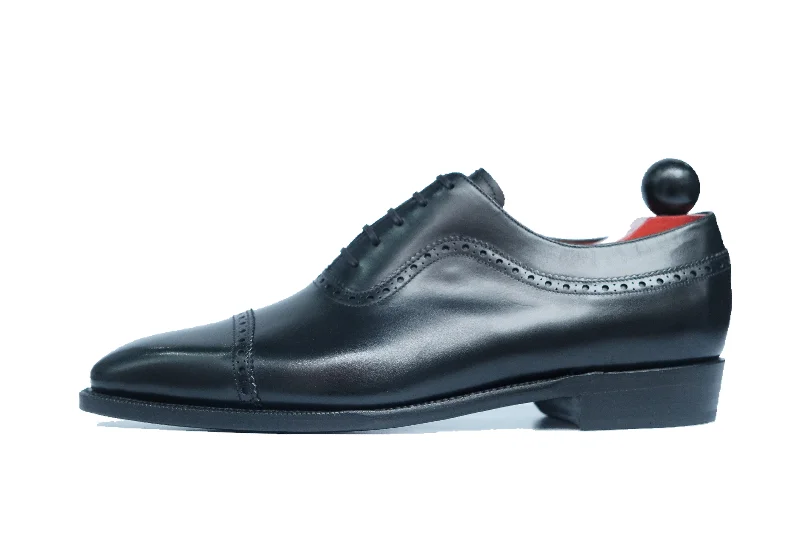 Men's Oxfords with a padded collar for a comfortable fitPalacio - Black Calf - MTO - LPB Last - Single Leather Sole Men's Oxfords with a padded collar for a comfortable fitPalacio - Black Calf - MTO - LPB Last - Single Leather Sole