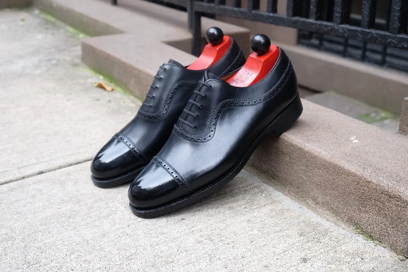 Men's Oxfords in a dark burgundy leather for a unique stylePalacio - MTO - Black Calf - SES Last - Double Leather Sole Men's Oxfords in a dark burgundy leather for a unique stylePalacio - MTO - Black Calf - SES Last - Double Leather Sole