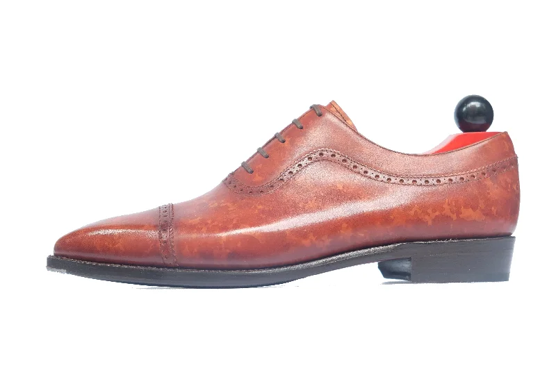 Men's Oxfords with a classic silhouette and a high - shine finishPalacio - MTO - Gold Marble Patina - MGF Last - Single Leather Sole Men's Oxfords with a classic silhouette and a high - shine finishPalacio - MTO - Gold Marble Patina - MGF Last - Single Leather Sole