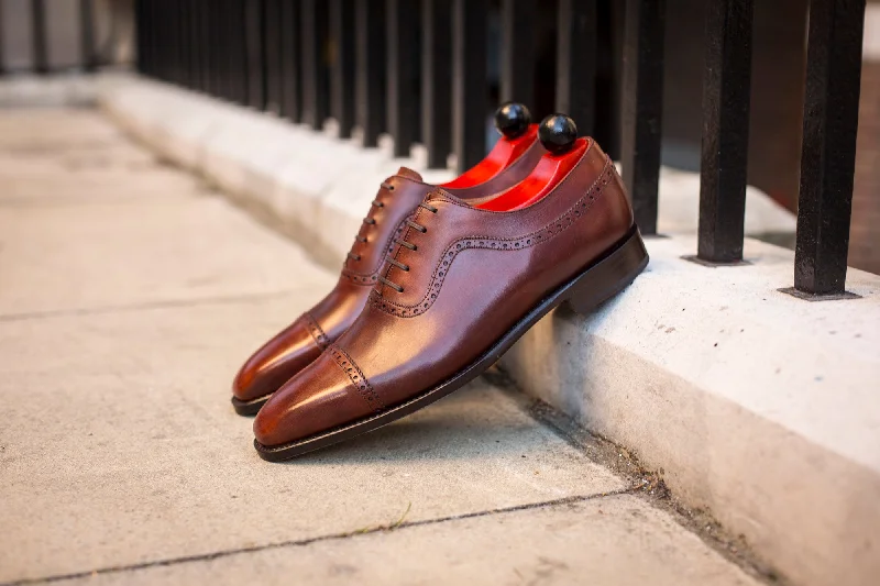 Men's Oxfords with a contrast stitching on the weltPalacio - MTO - Gold Museum Calf - MGF Last - Single Leather Sole