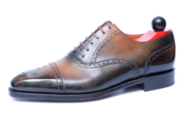 Men's Oxfords with a classic silhouette and a high - shine finishPatina Amazonia - MTO - Windermere Men's Oxfords with a classic silhouette and a high - shine finishPatina Amazonia - MTO - Windermere