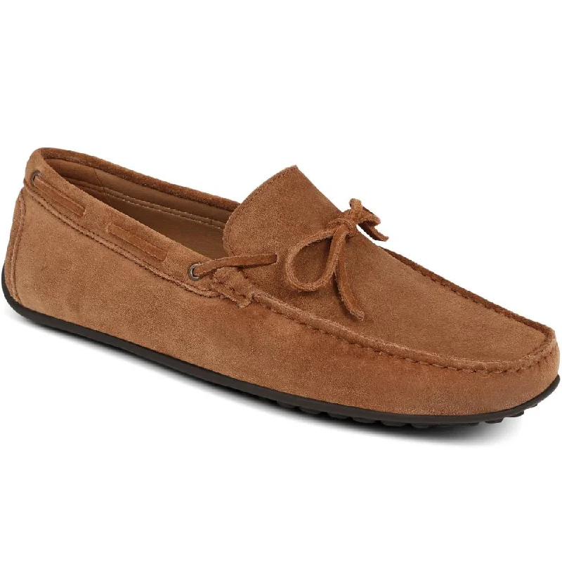 Men's casual shoes with a soft insole for cushioningPlymouth Leather Moccasins  - PLYMOUTH / 325 094