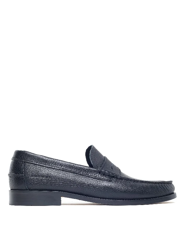 Men's loafers with a tassel front for a classic lookPunch Leather Black/Black Sole