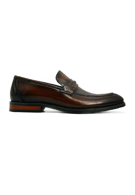 Men's loafers with a rubber sole for durabilityRad Russel Penny Loafer