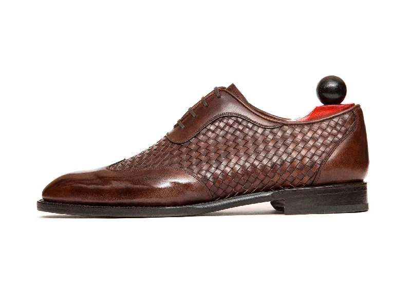 Men's Oxford shoes with a decorative inlay on the toeRainier - MTO - Braided Walnut Museum Calf - SEA Last - Single Leather Sole Men's Oxford shoes with a decorative inlay on the toeRainier - MTO - Braided Walnut Museum Calf - SEA Last - Single Leather Sole