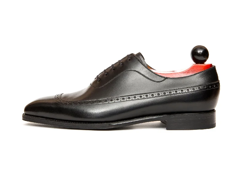 Men's Oxfords with a classic silhouette and a high - shine finishSebastien - MTO - Black Calf - LPB Last - Single Leather Sole Men's Oxfords with a classic silhouette and a high - shine finishSebastien - MTO - Black Calf - LPB Last - Single Leather Sole