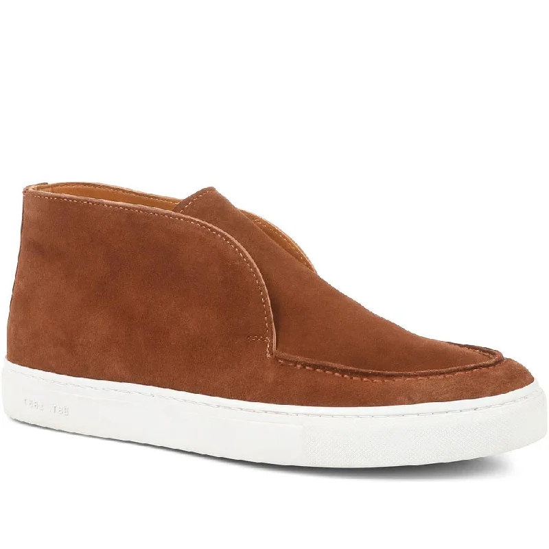 Suede men's casual shoes in earthy tonesSedgefield Suede Slip-On Trainers - SEDGEFIELD / 323 097