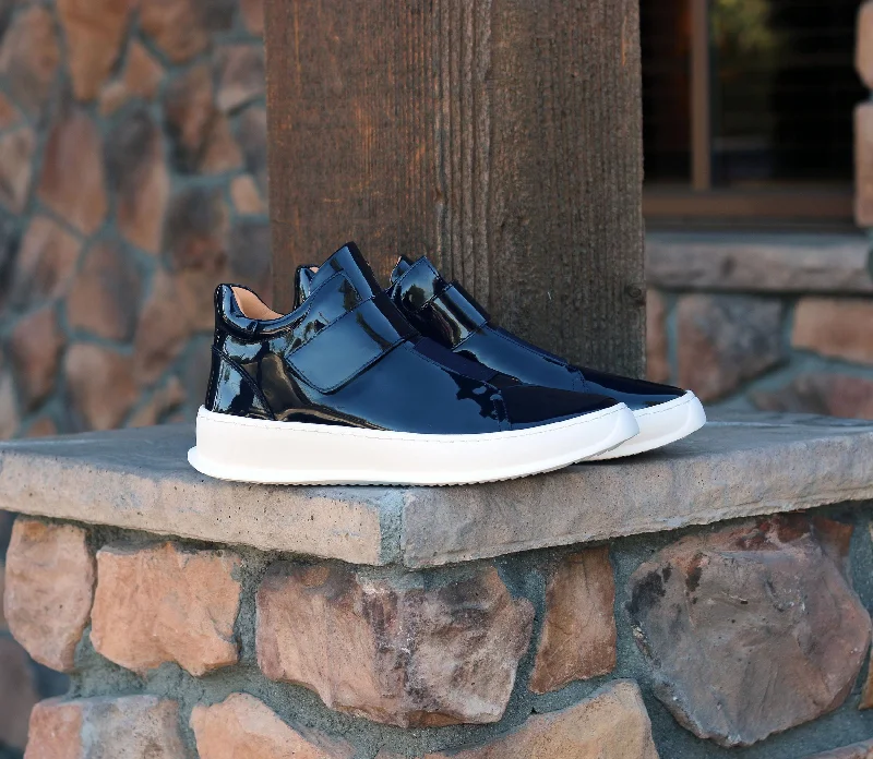 Men's Oxfords with a padded collar for a comfortable fitShiny Calfskin High Top Sneaker Navy Men's Oxfords with a padded collar for a comfortable fitShiny Calfskin High Top Sneaker Navy