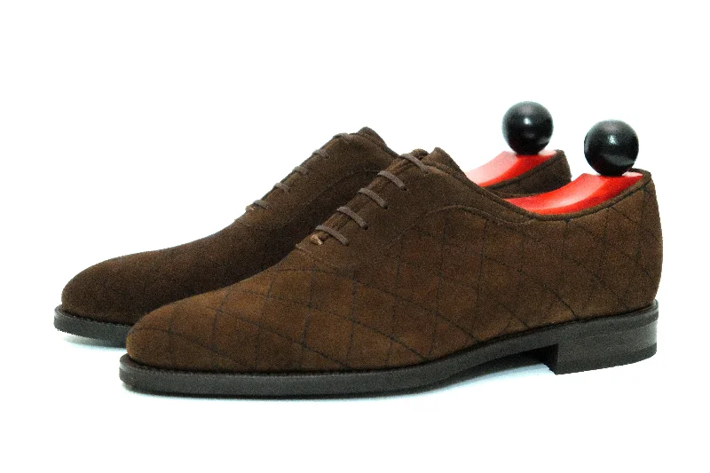 Men's Oxfords with a contrast stitching on the weltSpokane - MTO - Quilted Dark Brown Suede - TMG Last - City Rubber Sole Men's Oxfords with a contrast stitching on the weltSpokane - MTO - Quilted Dark Brown Suede - TMG Last - City Rubber Sole