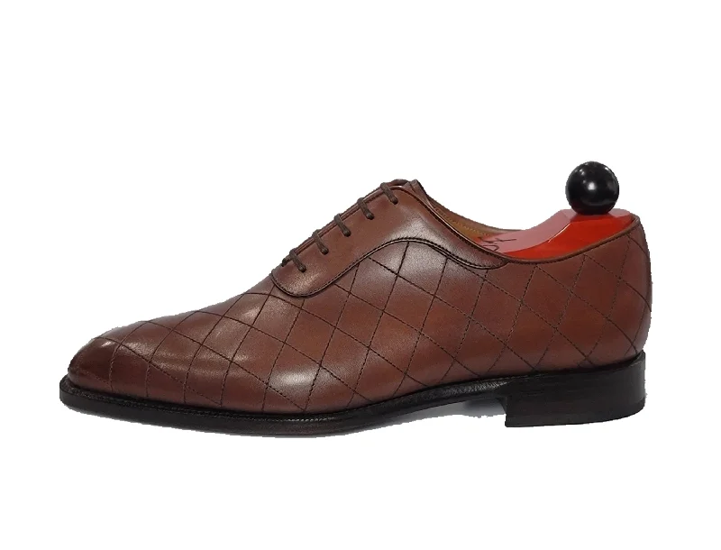 Men's Oxfords with a lace - up closure and a narrow fitSpokane - MTO - Quilted Cedar Calf - LPB Last - Single Leather Sole Men's Oxfords with a lace - up closure and a narrow fitSpokane - MTO - Quilted Cedar Calf - LPB Last - Single Leather Sole