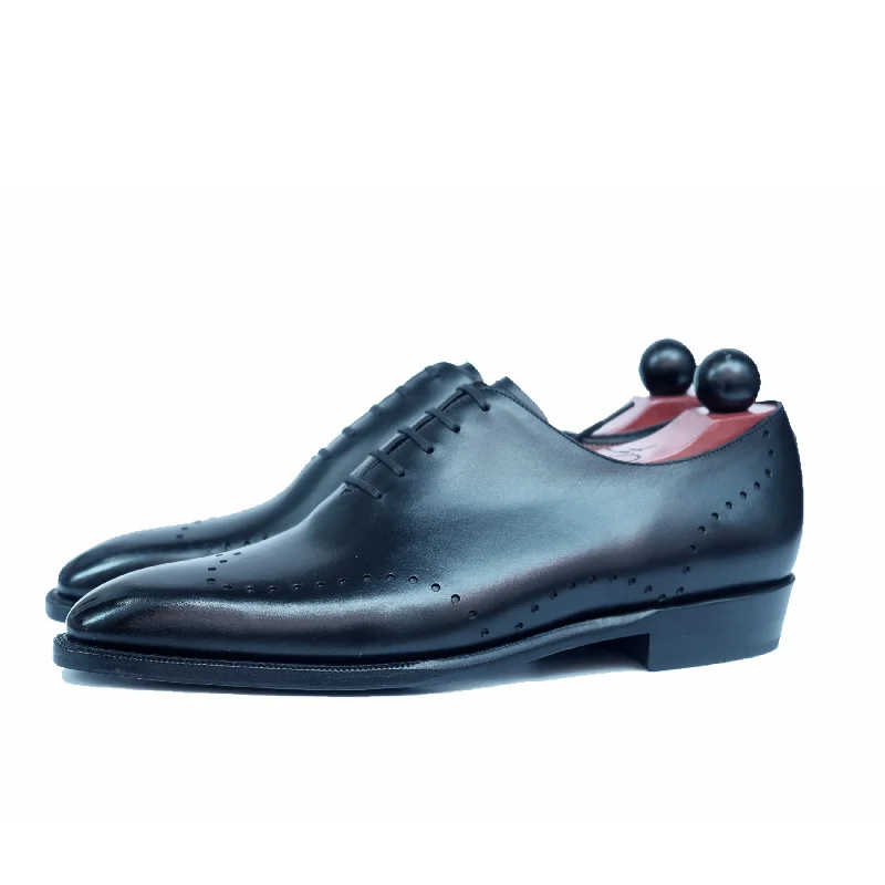 Men's Oxfords with a perforated leather strap for ventilationTony II - Black Calf
