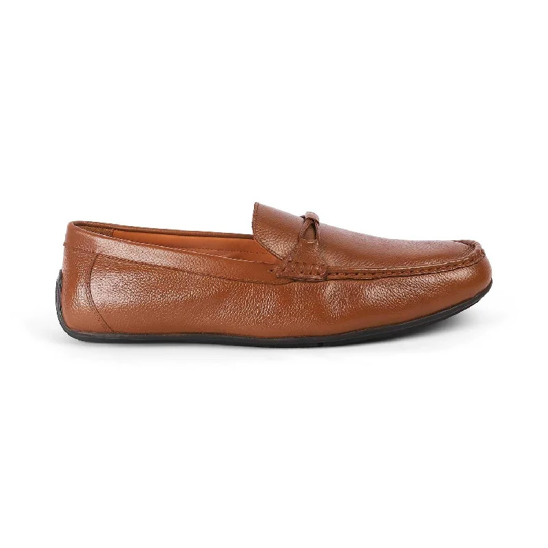 Suede men's loafers for a soft and luxurious feelTresmode Event Tan Men's Leather Driving Loafers