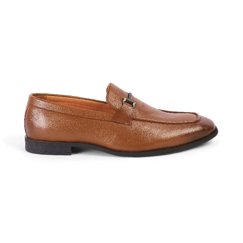 Men's loafers with a rubber sole for durabilityTresmode Umac Tan Men's Leather Loafers