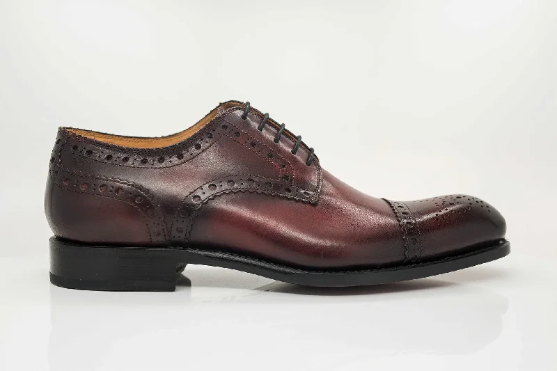 Men's Oxfords with a cap - toe design and a rubber heelBurnished Calfskin Lace-Up Oxford Burgundy Men's Oxfords with a cap - toe design and a rubber heelBurnished Calfskin Lace-Up Oxford Burgundy
