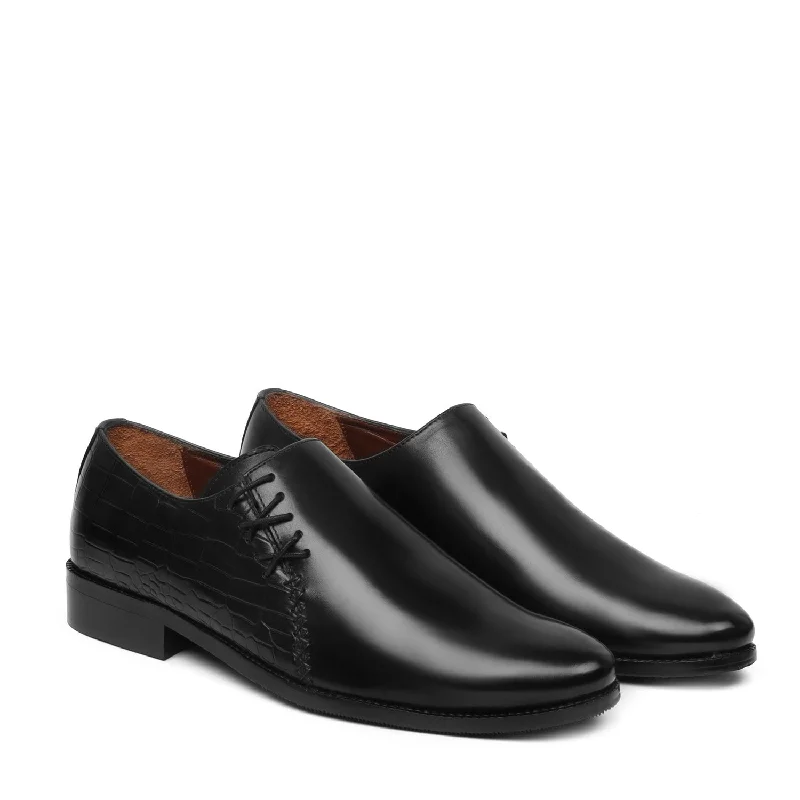 Men's Oxford shoes with a polished leather finishBlack Cross Stitched Side Lacing with Quarter Deep Cut Croco Leather Formal Shoes by Brune & Bareskin Men's Oxford shoes with a polished leather finishBlack Cross Stitched Side Lacing with Quarter Deep Cut Croco Leather Formal Shoes by Brune & Bareskin