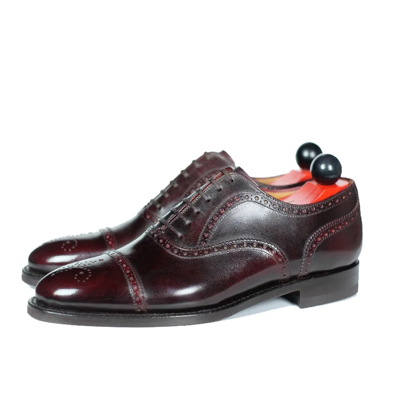 Men's leather Oxford shoes with a plain toeWenatchee - Sangria Calf