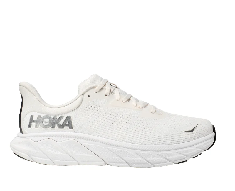 Men's running shoes with a sock - like fitMen's HOKA Arahi 7