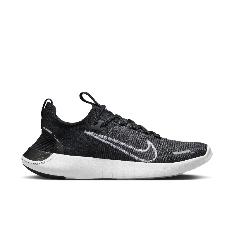 Men's running shoes with a traction - optimized outsoleMen's Nike Free Run NN