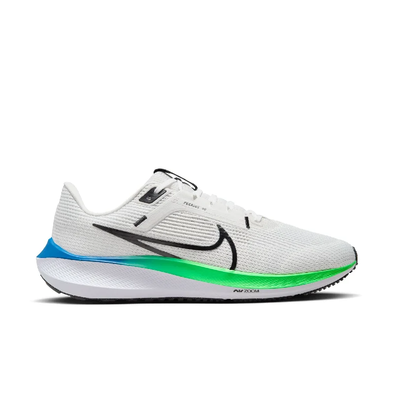 Men's lightweight running shoes with a mesh upperMen's Nike Pegasus 40