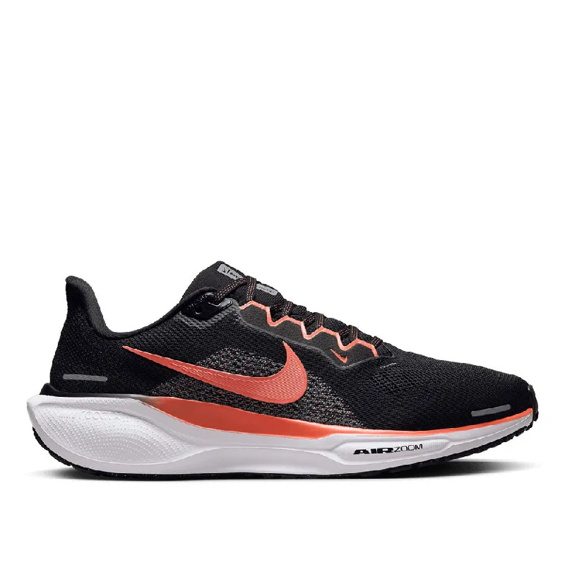 Men's running shoes with a padded heel collarNike Men's Pegasus 41 Road Running Shoes