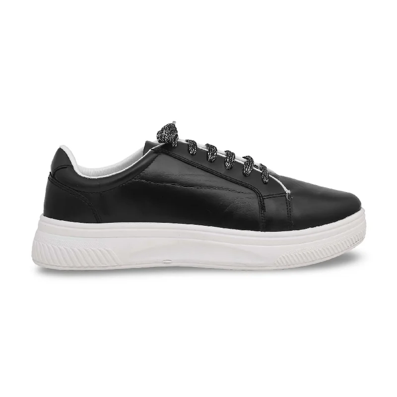 Men's sneakers with a padded collar and tongueBlack Casual Sneaker AT7298