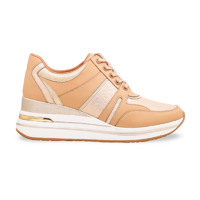 Men's sneakers with a sock - like fit for a snug feelGolden Casual Sneaker AT7296