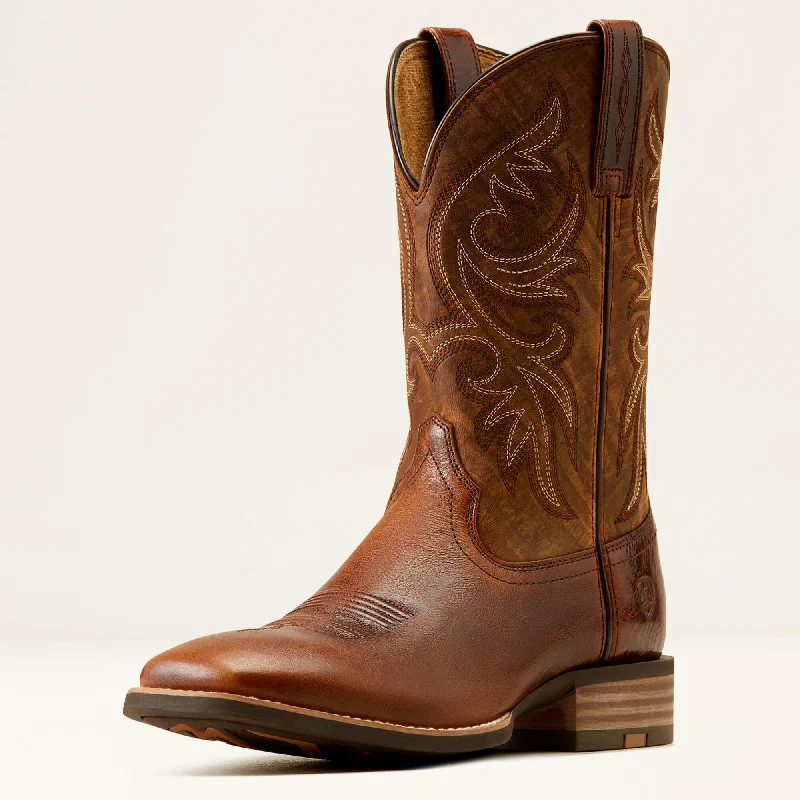 Men's western boots in a rich brown or black leatherAriat Men's Beasty Brown Slingshot Cowboy Boot