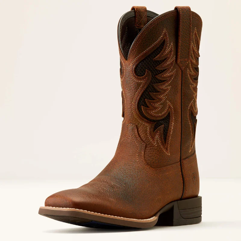 Men's western boots in a rich brown or black leatherAriat Men's Oiled Rowdy Cowpuncher VentTEK Cowboy Boot