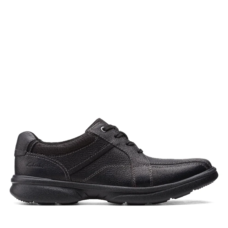 Men's formal shoes with a low - heeled designClarks Bradley Walk in Black Leather