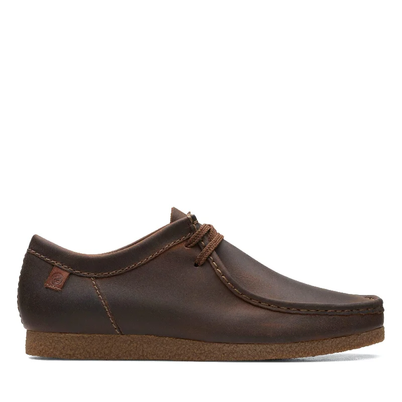 Men's formal shoes with a lace - up closureClarks Shacre II Run in Brown Leather