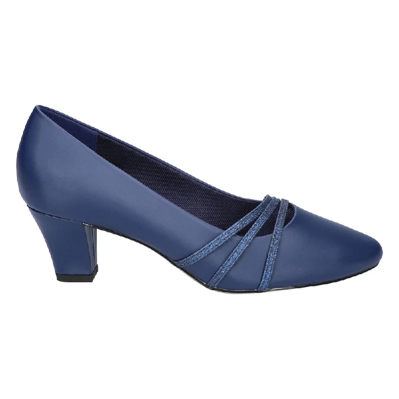 Men's formal shoes with a decorative perforationCristiny Round Toe Pumps