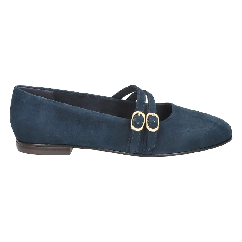 Men's formal shoes with a rubber heel cap for durabilityDavenport Mary Jane Flats