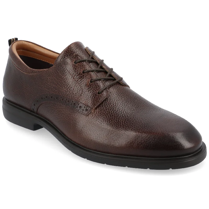 Men's formal shoes in a black or brown leatherThomas & Vine Stafford Plain Toe Derby