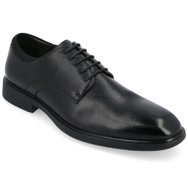 Men's formal shoes with a leather lining for breathabilityVance Co. Kimball Wide Width Plain Toe Dress Shoe